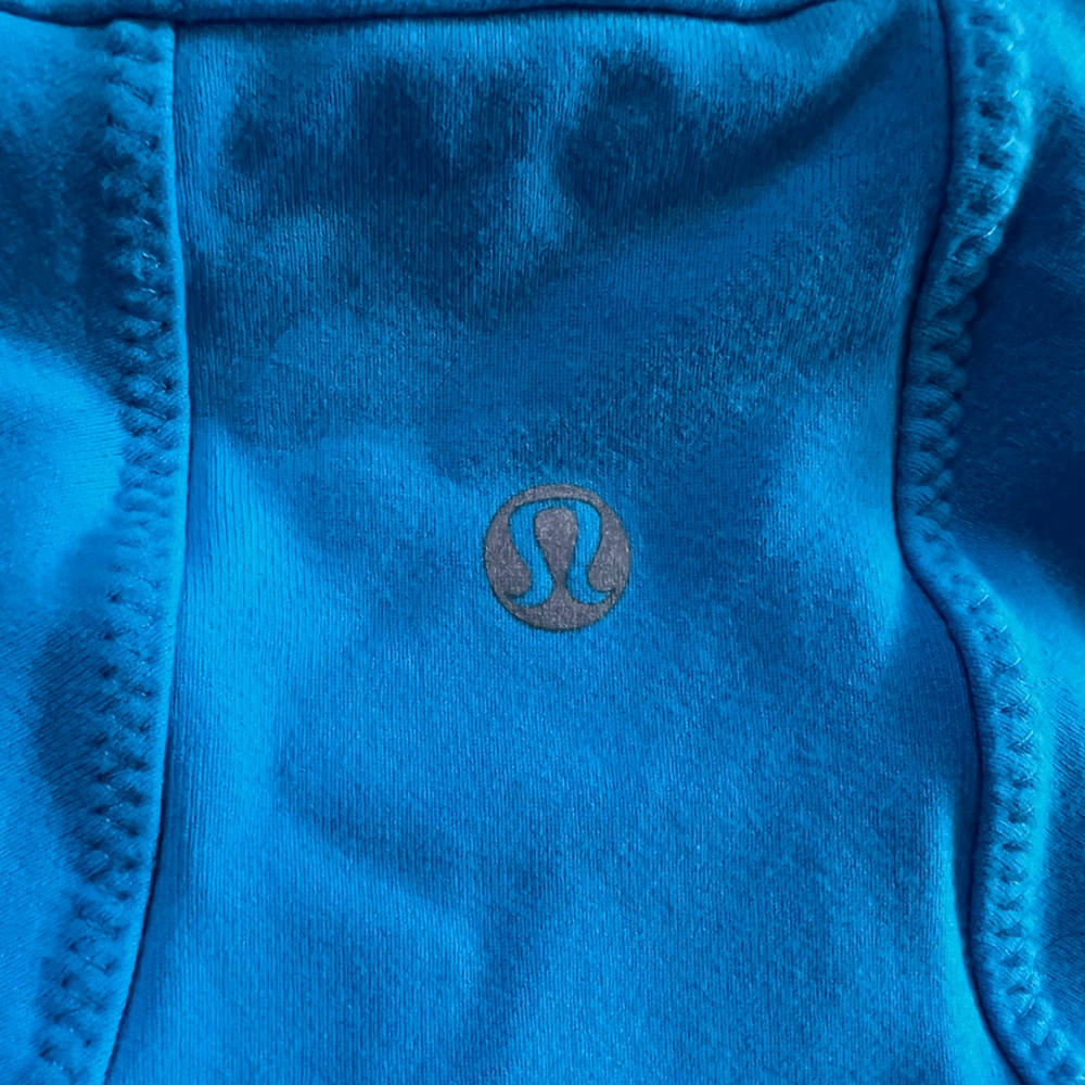 lululemon athletica Blue and White Jacket - Picture 4 of 5